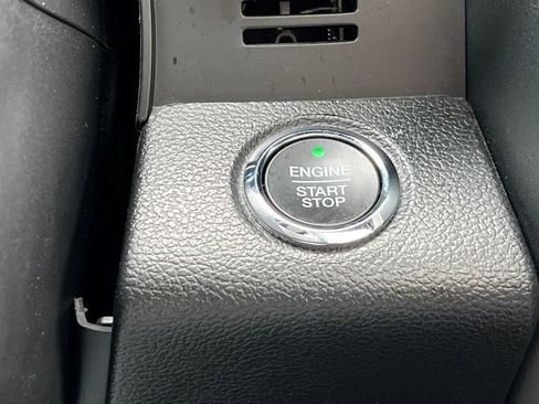 Used 2019 Ford F150 Platinum w/ Equipment Group 701A Luxury image 31