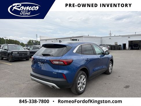 Certified 2023 Ford Escape Active AWD/4WD image 4