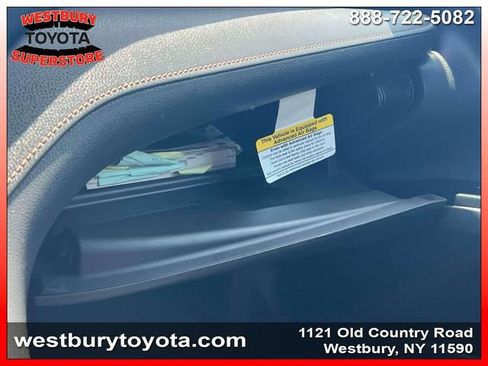 Used 2019 Toyota Camry LE FWD image 30