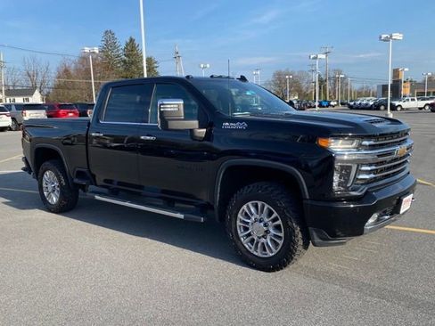Used 2020 Chevrolet Silverado 2500 High Country w/ Technology Package AWD/4WD image 7