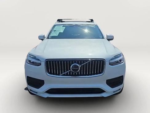 Used 2022 Volvo XC90 T6 Momentum w/ Advanced Package AWD/4WD image 4