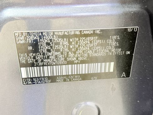 Used 2013 Toyota RAV4 LE image 39