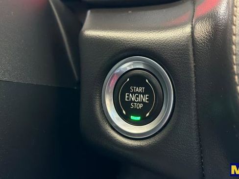 Used 2021 Chevrolet Suburban High Country w/ Premium Package AWD/4WD image 32