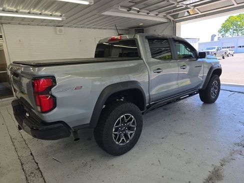 Used 2023 Chevrolet Colorado ZR2 w/ ZR2 Convenience Package III AWD/4WD image 6