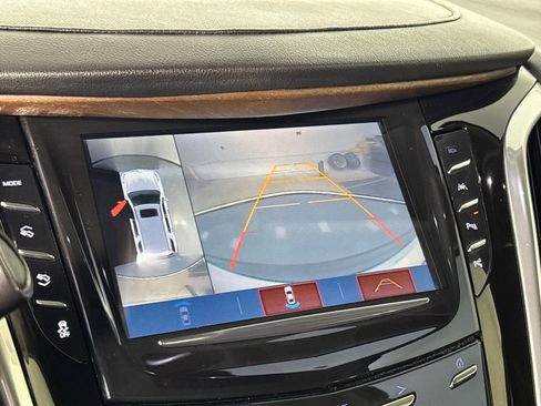 Used 2020 Cadillac Escalade Premium Luxury AWD/4WD image 20