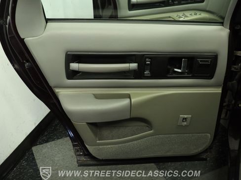 Used 1996 Chevrolet Impala SS RWD image 34