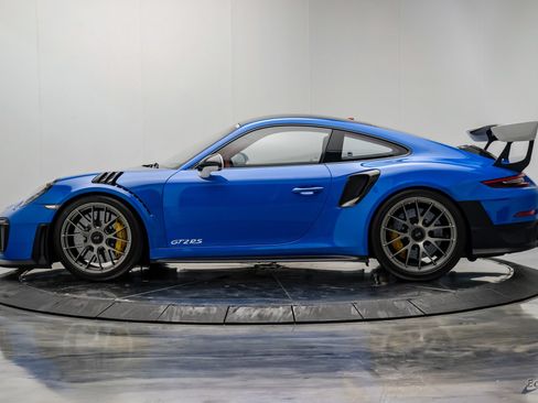 Used 2019 Porsche 911 GT2 RS RWD image 8