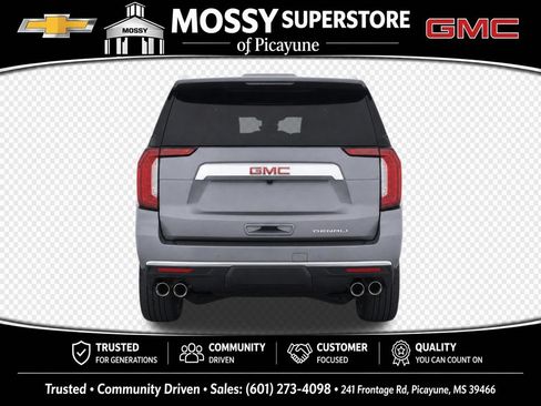 Used 2022 GMC Yukon Denali RWD image 9