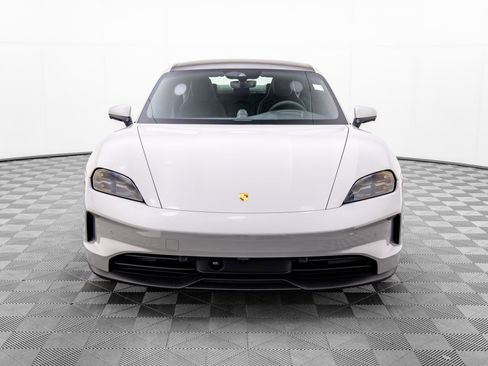 New 2025 Porsche Taycan image 9