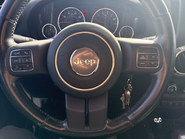 Used 2012 Jeep Wrangler Unlimited Sahara w/ Connectivity Group AWD/4WD image 13
