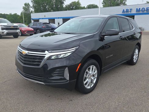 Used 2024 Chevrolet Equinox LT w/ LPO, Floor Liner Package AWD/4WD image 11