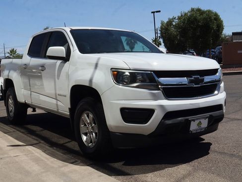 Used 2018 Chevrolet Colorado W/T w/ WT Convenience Package RWD image 14