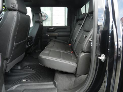 Used 2022 Chevrolet Silverado 2500 High Country w/ Z71 Off-Road Package AWD/4WD image 9