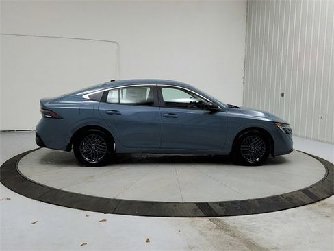 New 2026 Nissan Sentra SV w/ SV Convenience Package image 8