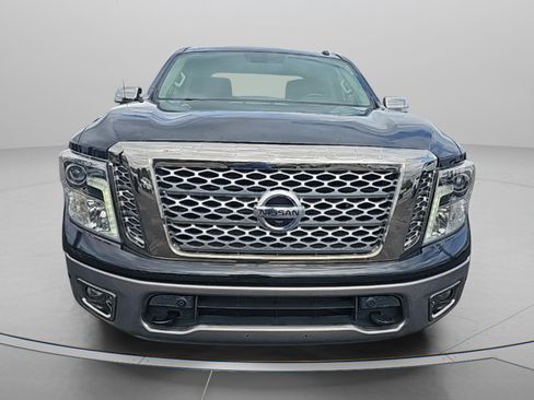 Used 2018 Nissan Titan Platinum Reserve w/ Platinum Utility Package image 2