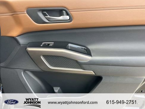 Used 2024 Nissan Pathfinder Platinum w/ Cargo Package FWD image 25
