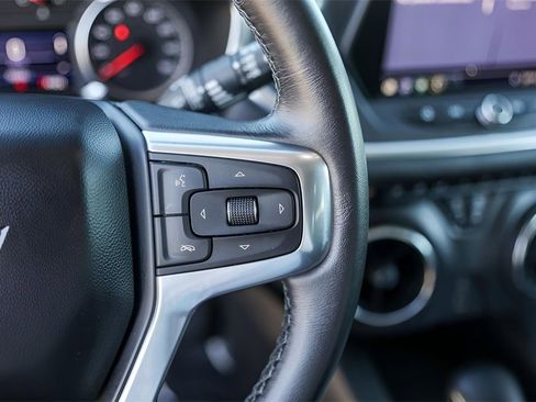Used 2020 Chevrolet Blazer LT image 16