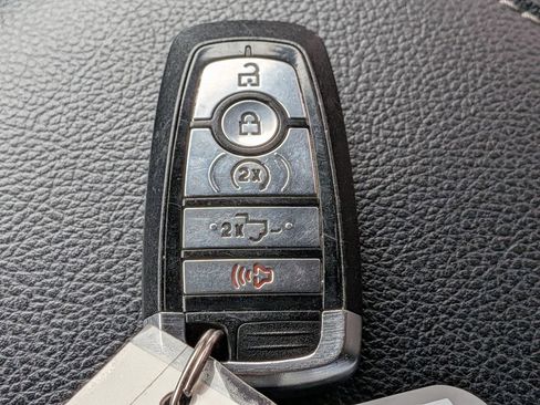 Used 2018 Ford F150 Lariat w/ Equipment Group 502A Luxury image 33