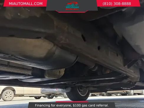 Used 2015 Chevrolet Suburban LTZ image 16