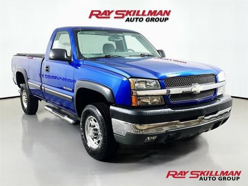 Used 2004 Chevrolet Silverado 2500 LS w/ Snow Plow Prep Package AWD/4WD image 1