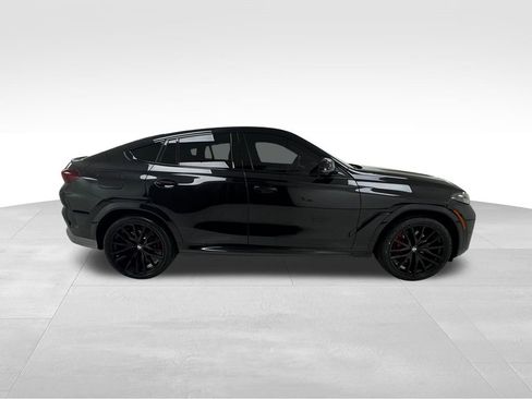 Used 2024 BMW X6 xDrive40i w/ Premium Package image 8