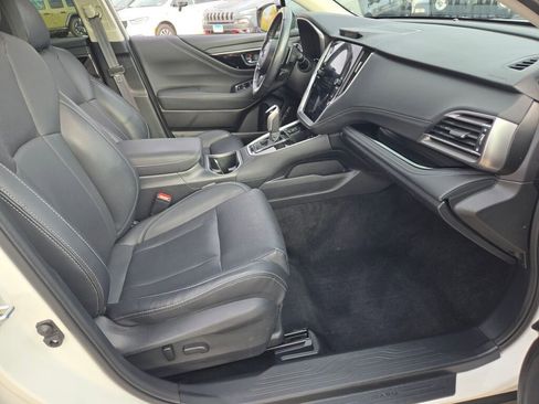 Certified 2023 Subaru Outback Limited image 6