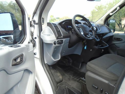 Used 2016 Ford Transit 150 XL image 18