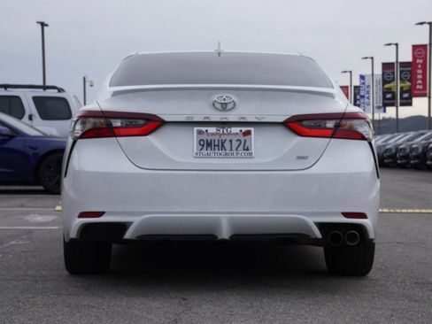 Used 2023 Toyota Camry SE image 5