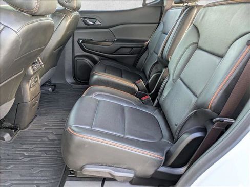 Used 2023 GMC Acadia AT4 w/ Technology Package image 19