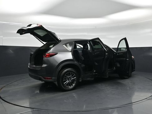 Used 2019 MAZDA CX-5 Touring FWD image 6