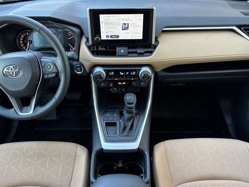 Used 2025 Toyota RAV4 XLE w/ Convenience Package FWD image 14