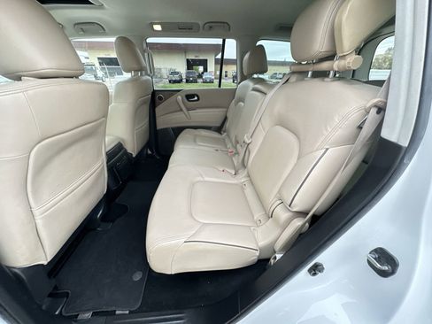 Used 2022 Nissan Armada SL AWD/4WD image 26