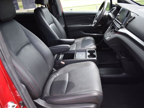 Used 2025 Honda Odyssey Sport-L image 14