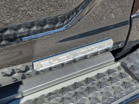 Used 2026 GMC Canyon Elevation w/ Convenience Package image 16