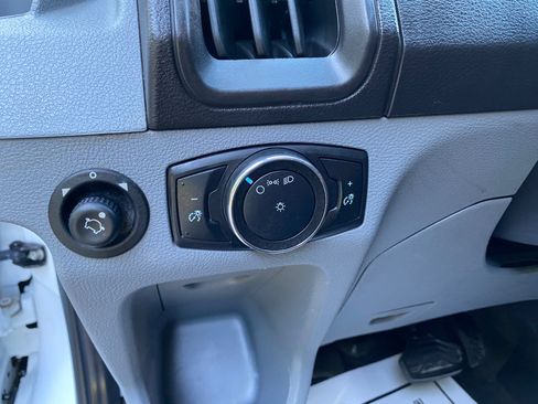 Used 2016 Ford Transit 350 XL image 52