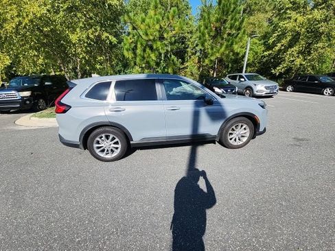 Used 2025 Honda CR-V EX-L image 14