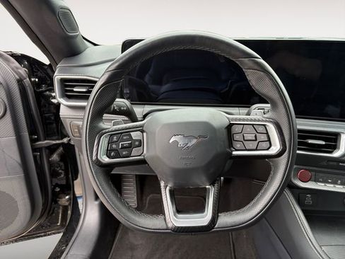 Used 2025 Ford Mustang GT Premium RWD image 12