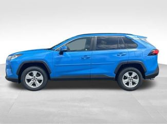 Used 2019 Toyota RAV4 XLE w/ All Weather Liner Package AWD/4WD video 2