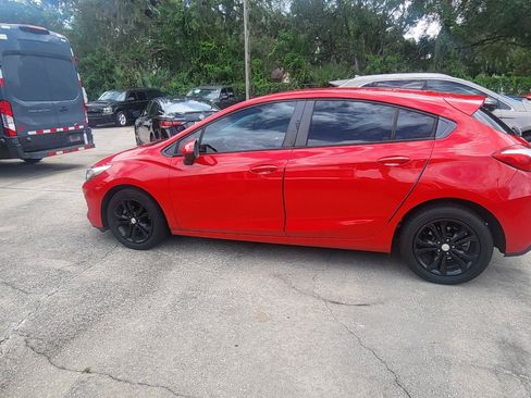 Used 2019 Chevrolet Cruze LS w/ LS Convenience Package FWD image 22