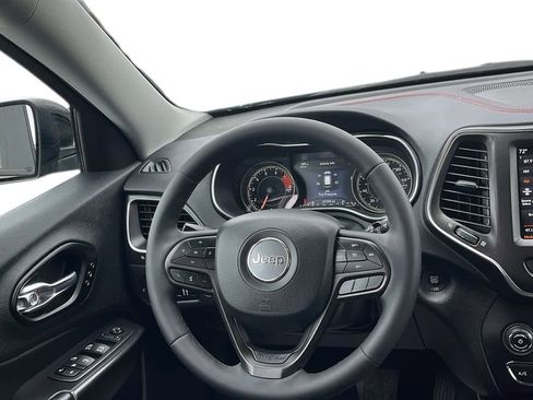 Used 2022 Jeep Cherokee Trailhawk w/ Sun, Sound & Nav Group image 29