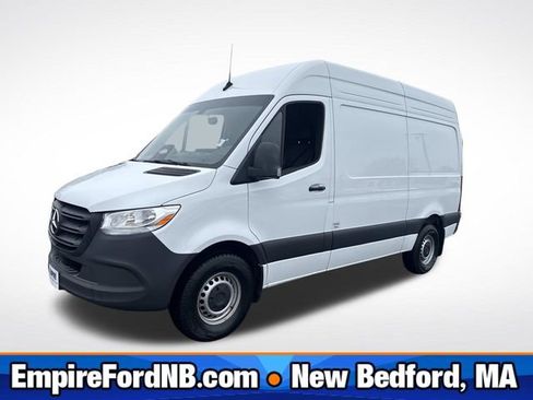 Used 2025 Mercedes-Benz Sprinter 2500 image 1