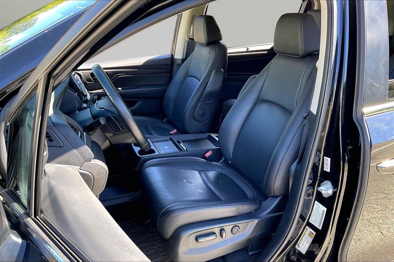 Used 2025 Honda Odyssey EX-L image 21