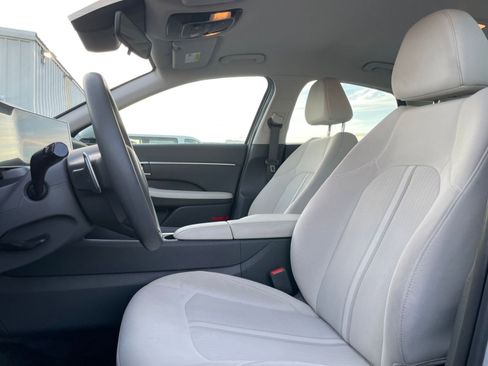 Used 2025 Hyundai Sonata SEL FWD image 28