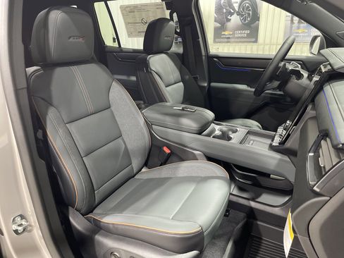 New 2026 GMC Acadia AT4 AWD/4WD image 18