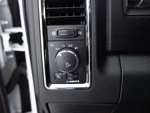 Used 2015 RAM 1500 Sport AWD/4WD image 39