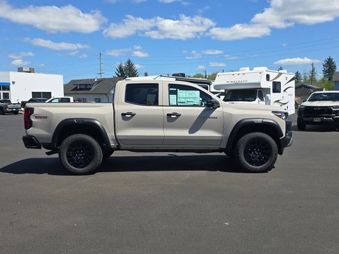 New 2026 Chevrolet Colorado Trail Boss AWD/4WD image 7