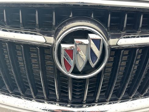 Used 2020 Buick Enclave Premium w/ Sun and Sites Package image 10