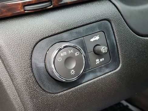 Used 2014 Chevrolet Impala LT w/ LT Sunroof Package FWD image 15