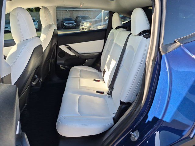 Used 2021 Tesla Model Y Long Range AWD/4WD image 12