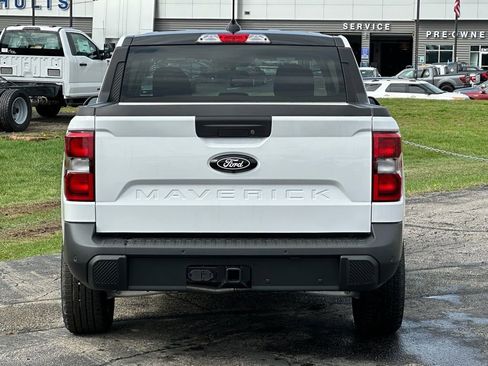 New 2025 Ford Maverick XLT w/ XLT Luxury Package image 5
